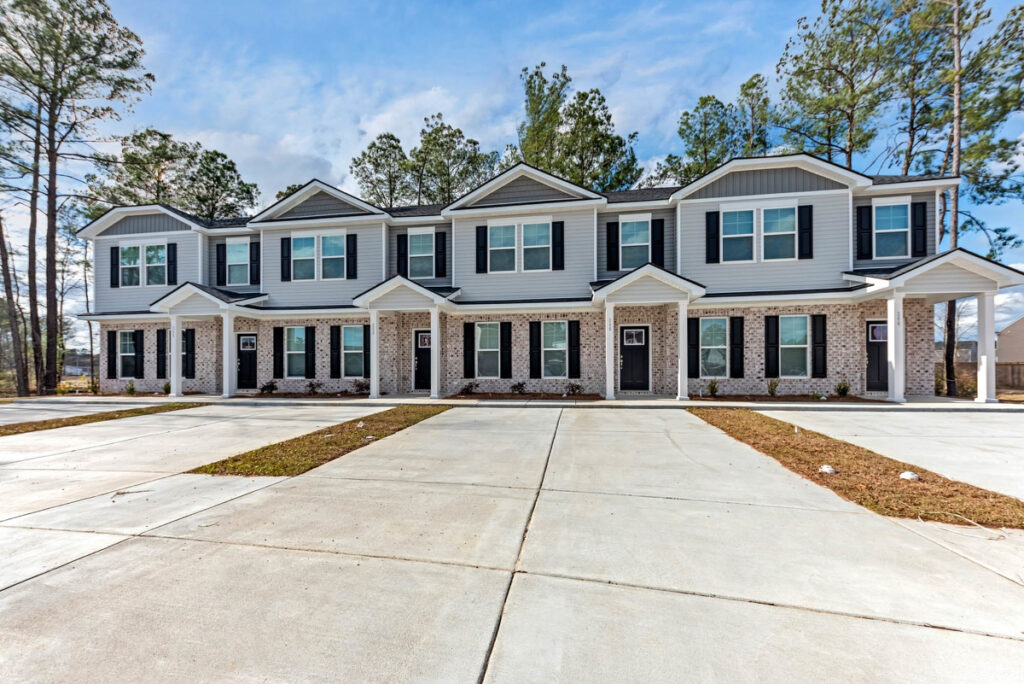 Blaze Capital Partners Acquires 99 Unit Townhome Rental Community in Charleston, S.C.